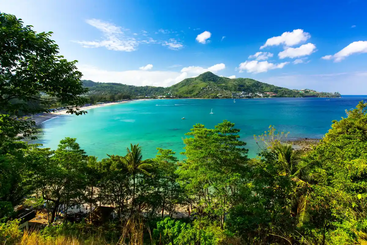 Les 10 plus belles plages de Phuket : guide pour choisir votre plage