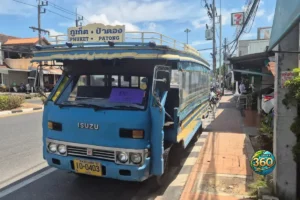 Bus Songthaews pour se déplacer dans Phuket