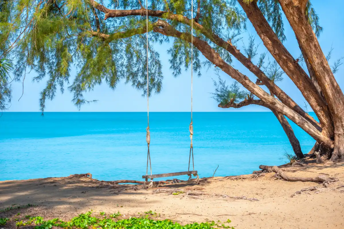 Mai Khao Beach, l'une des plus belles plages de Phuket